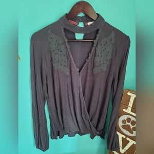 Coco & Jamoson long sleeve gray v neck shirt